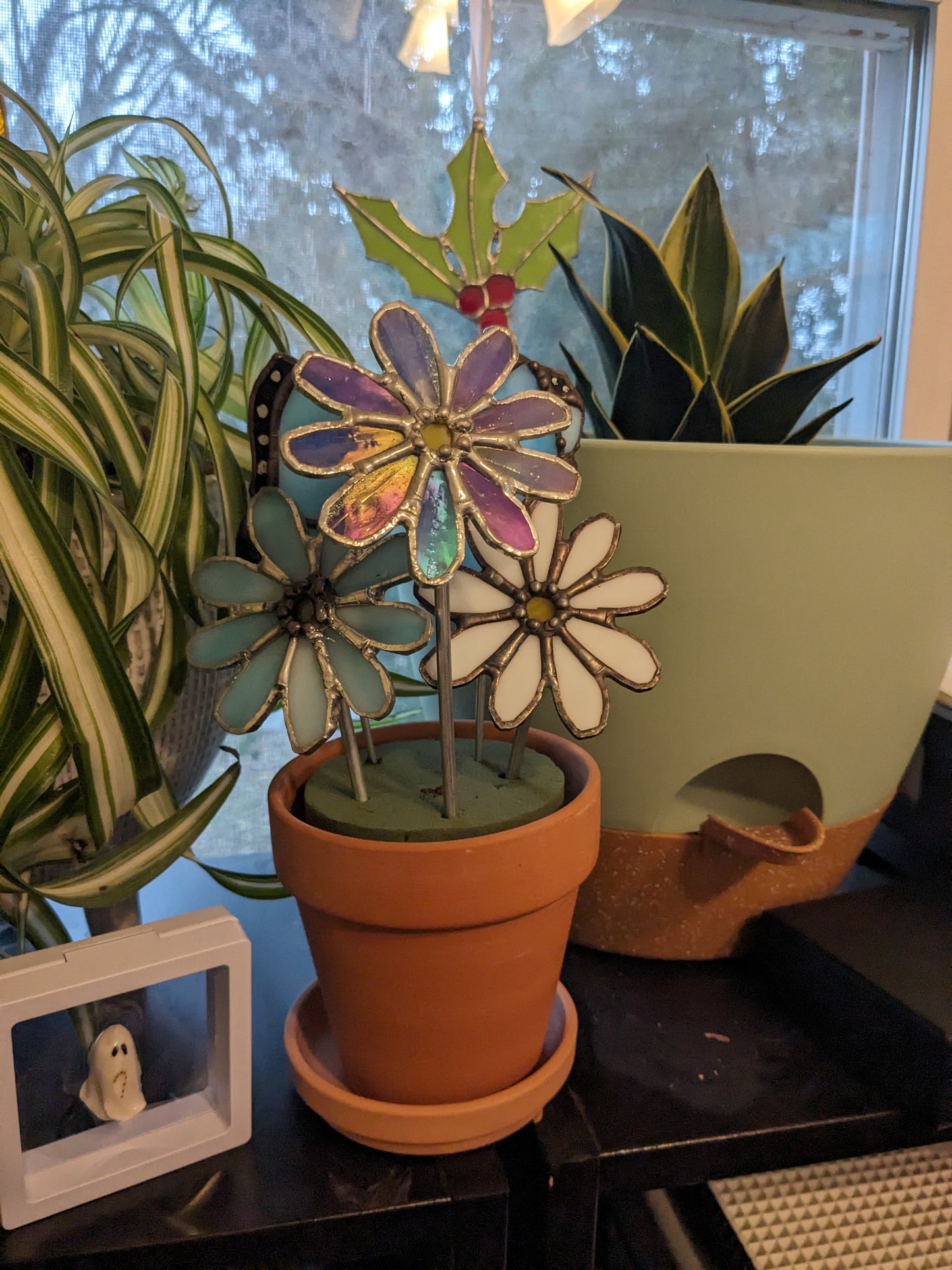 Stained Glass Daisy Plant Stake