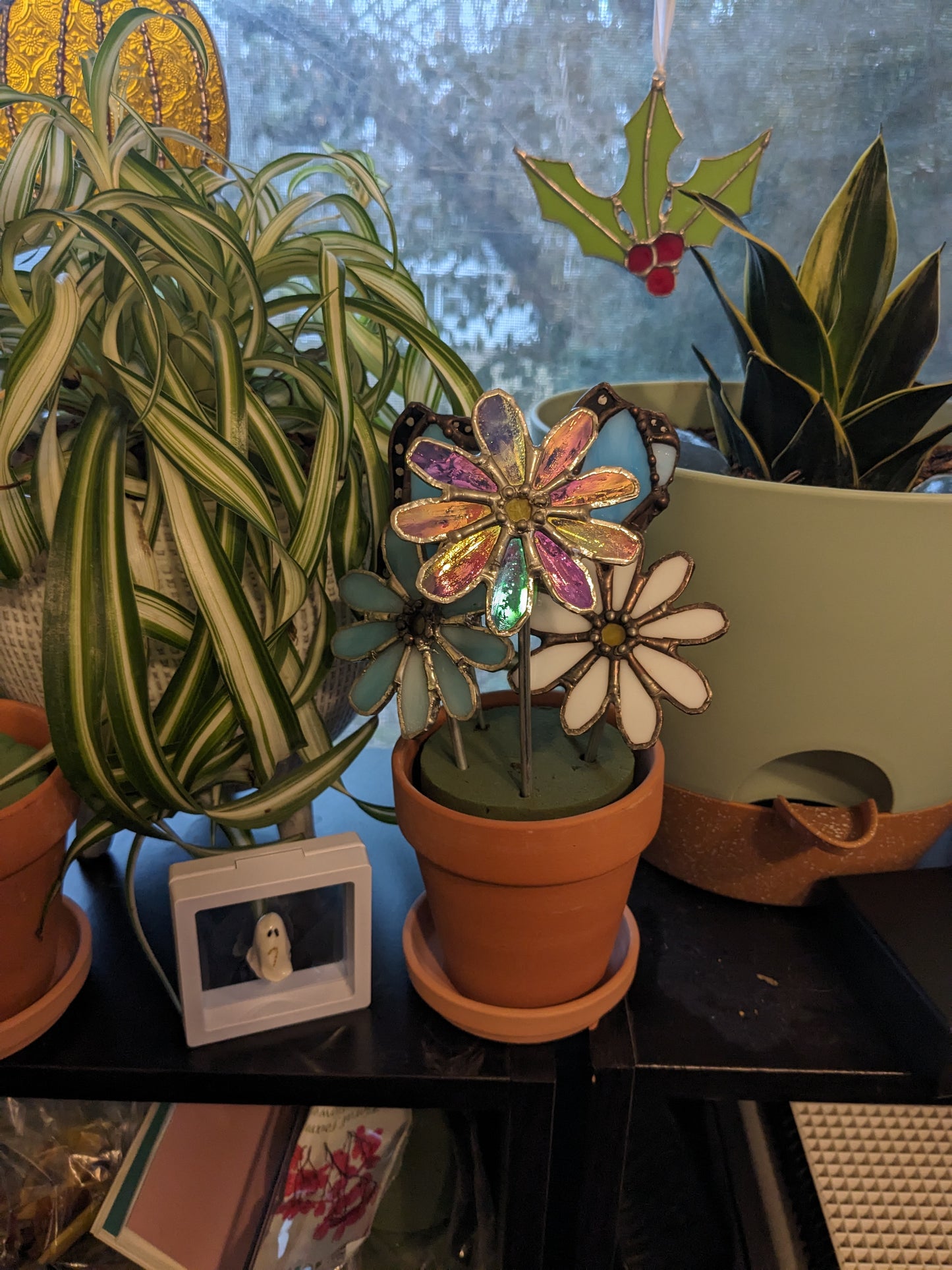 Stained Glass Daisy Plant Stake